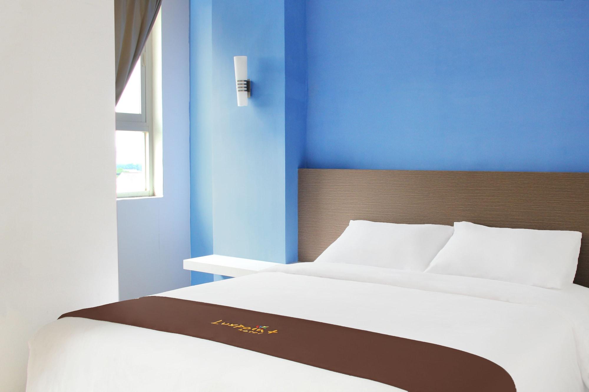 Luxpoint Hotel Baratajaya Surabaya Eksteriør billede