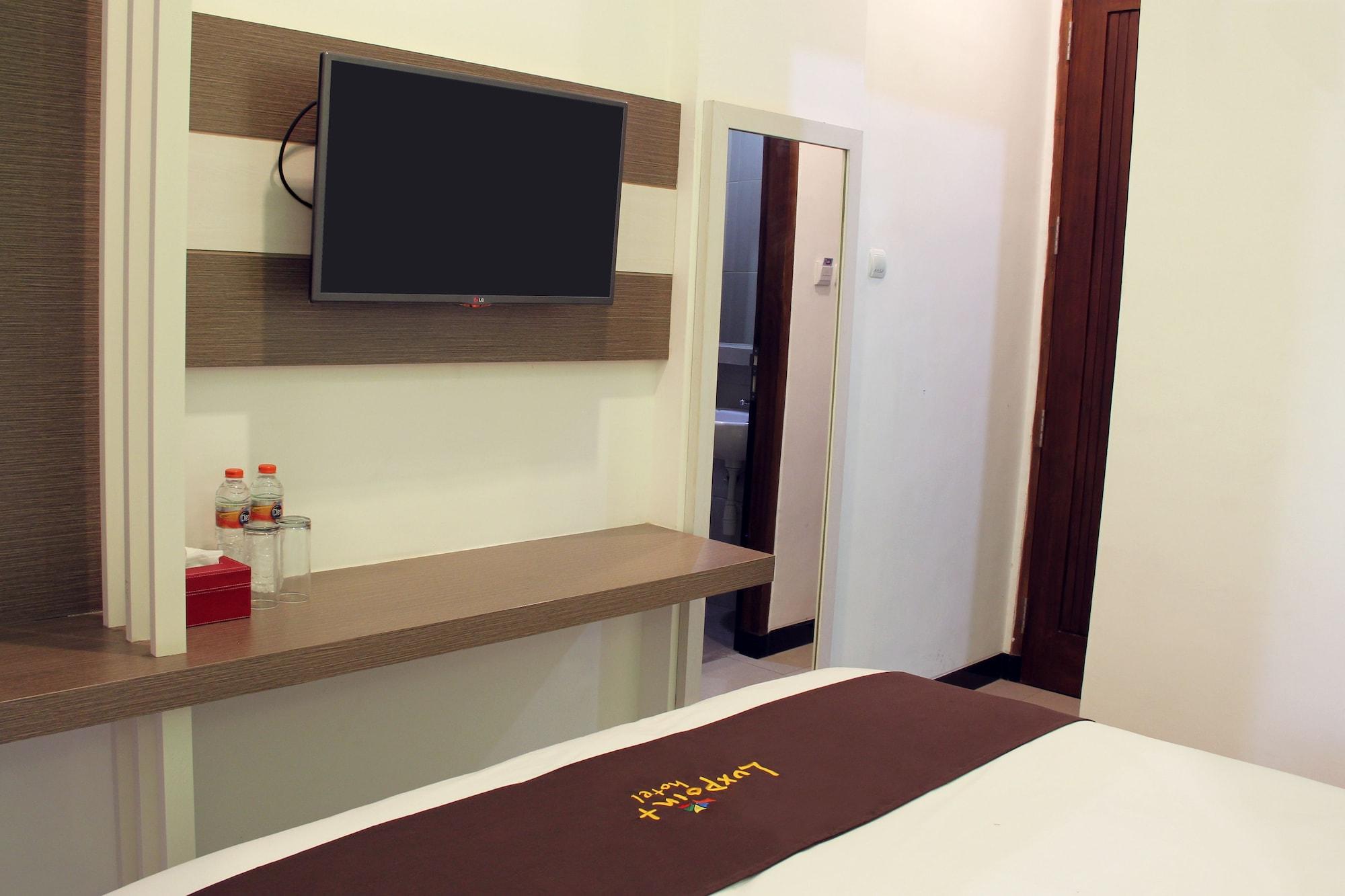 Luxpoint Hotel Baratajaya Surabaya Eksteriør billede