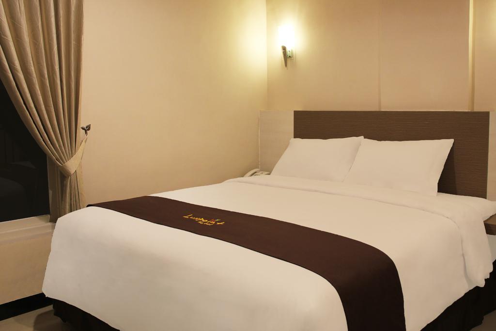 Luxpoint Hotel Baratajaya Surabaya Eksteriør billede