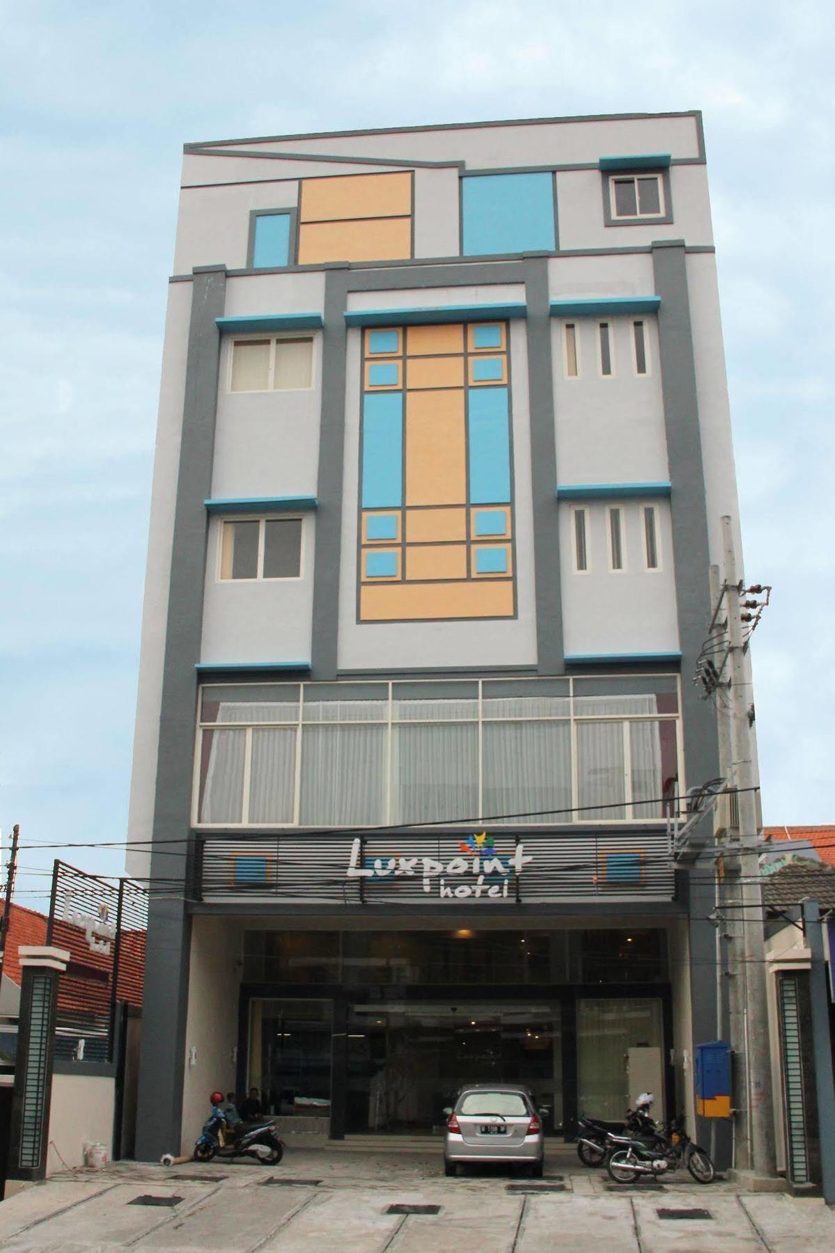 Luxpoint Hotel Baratajaya Surabaya Eksteriør billede